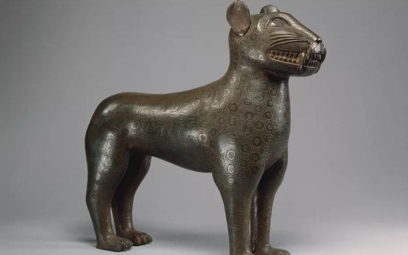 Nigeria bronze sculptures